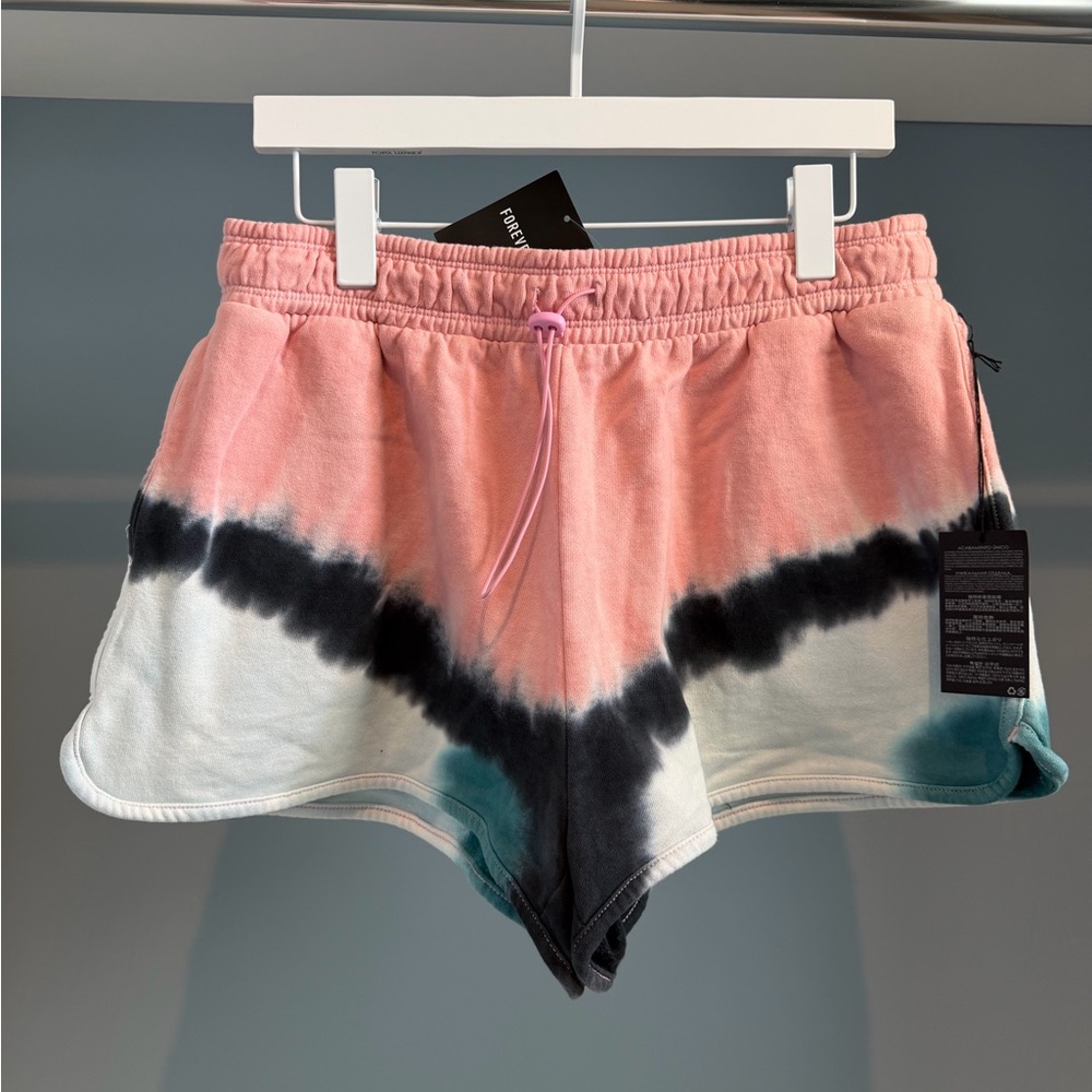NWT Forever 21 Tie-Dye Athletic Shorts. Sz large. Brand new! Pink/blk/white.